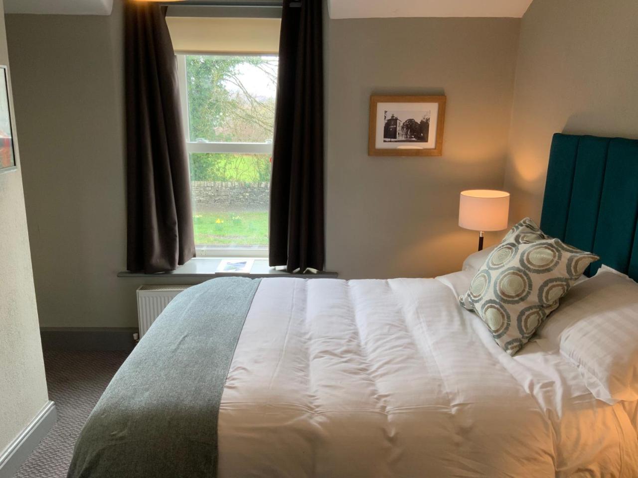 The Sun Inn Troutbeck Bridge 외부 사진