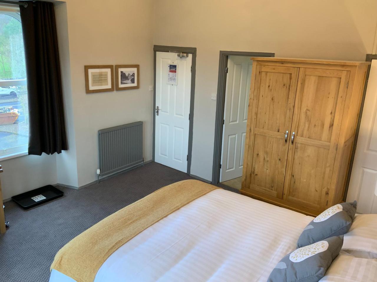 The Sun Inn Troutbeck Bridge 외부 사진